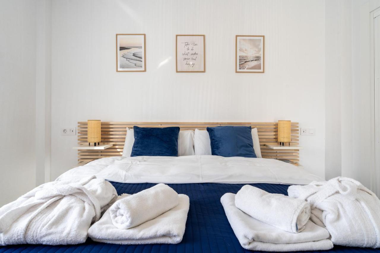 Sea View 2 Bedroom Apartment 2 Min Away From The Beach トレモリノス エクステリア 写真