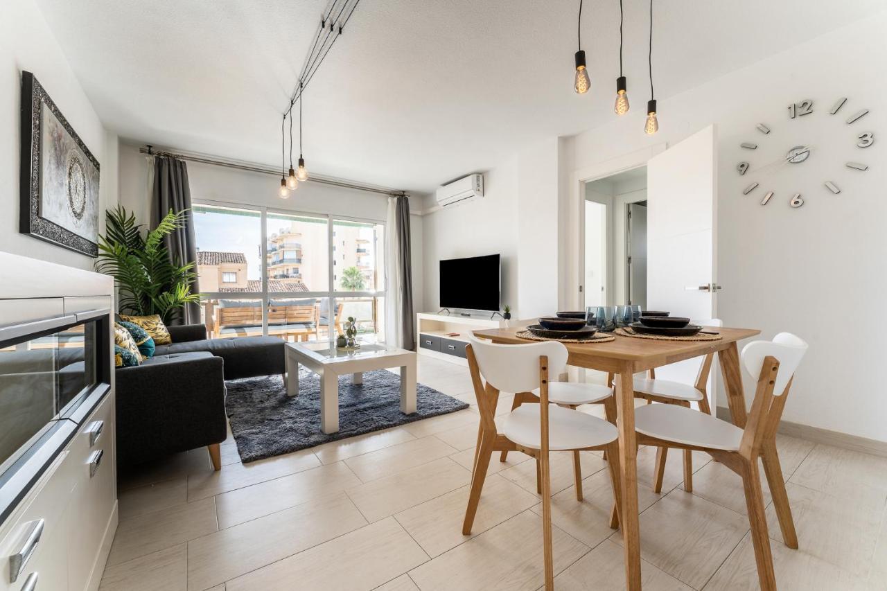 Sea View 2 Bedroom Apartment 2 Min Away From The Beach トレモリノス エクステリア 写真